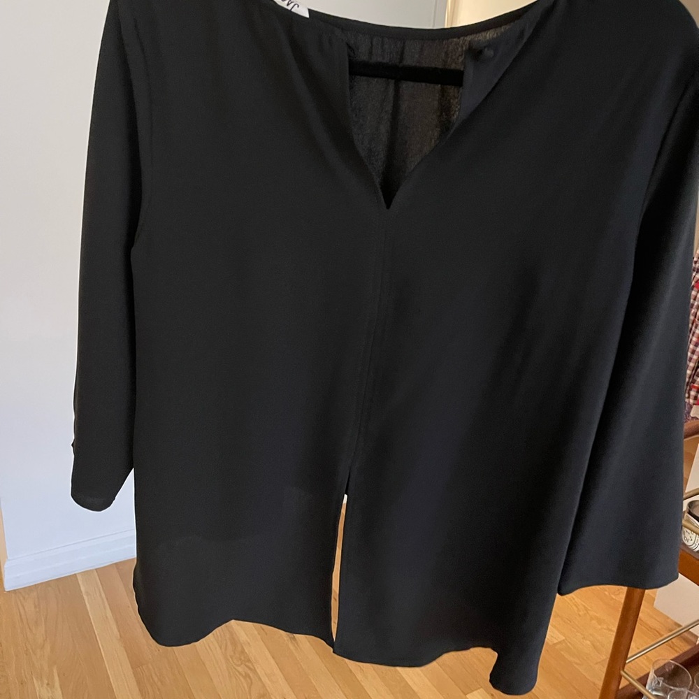 Great blouse! - Picture 2 of 5